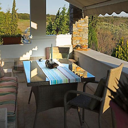 Lovely Apartm.Near Airport Kardia Экстерьер фото