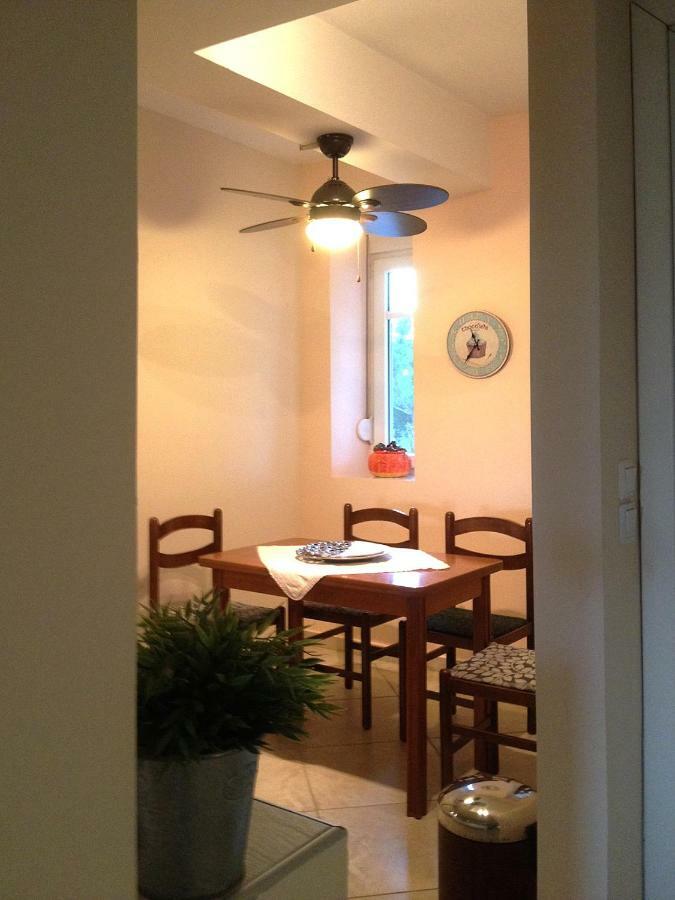 Lovely Apartm.Near Airport Kardia Экстерьер фото